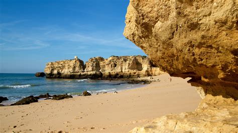 10 CLOSEST Hotels Near Sao Beach .